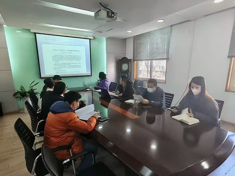 “五年奋进路，城市焕新颜”宏嘉公司研讨城市更新五年发展方案